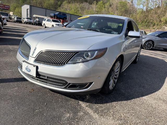 2016 Lincoln MKS Base