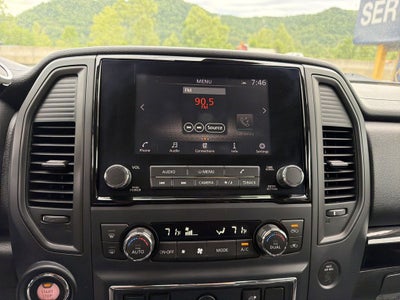 2023 Nissan Titan SV