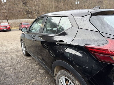 2021 Nissan Kicks S