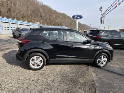 2021 Nissan Kicks S