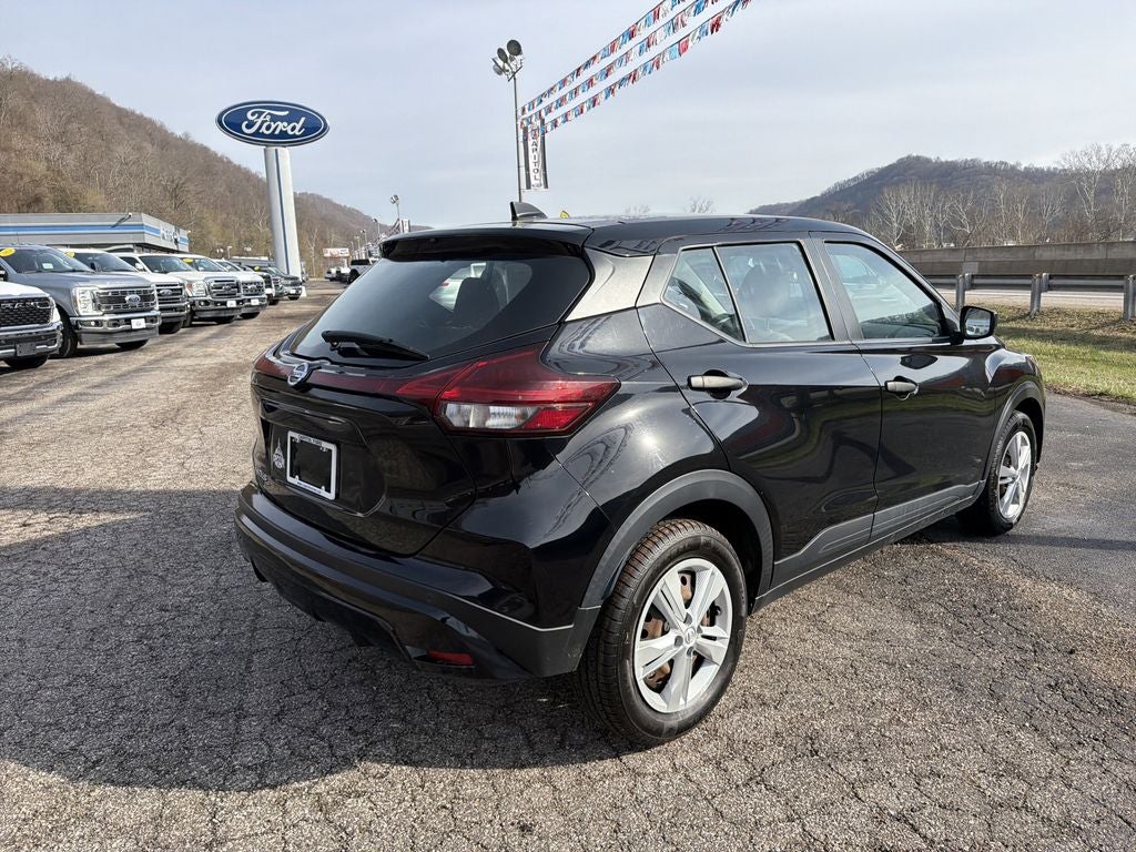 2021 Nissan Kicks S