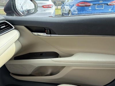 2023 Toyota Camry Hybrid LE