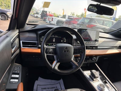 2024 Mitsubishi Outlander PHEV Base