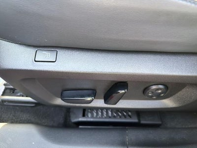 2024 Mitsubishi Outlander PHEV Base