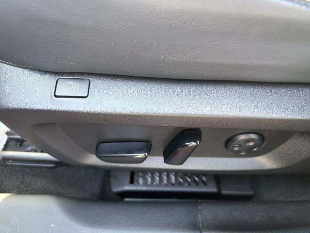 2024 Mitsubishi Outlander PHEV Base
