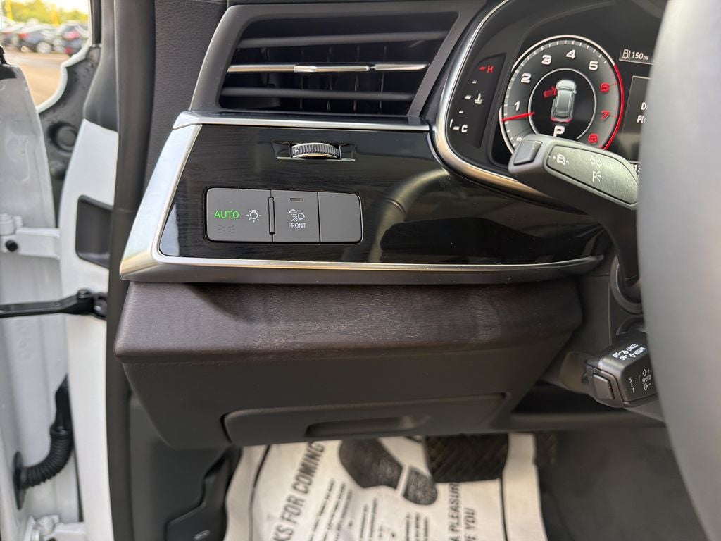 2025 Audi Q8 55 Premium Plus quattro