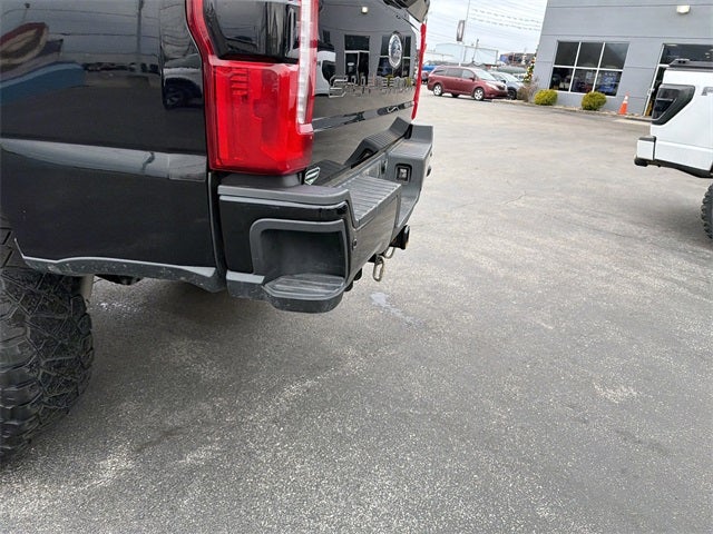 2024 Ford F-250SD XL LIFTED WHEELS AND TIRES