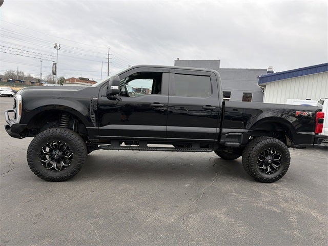 2024 Ford F-250SD XL LIFTED WHEELS AND TIRES