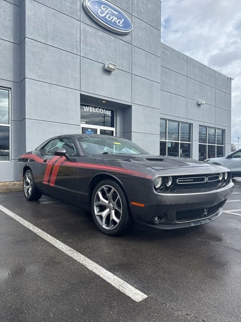2016 Dodge Challenger SXT
