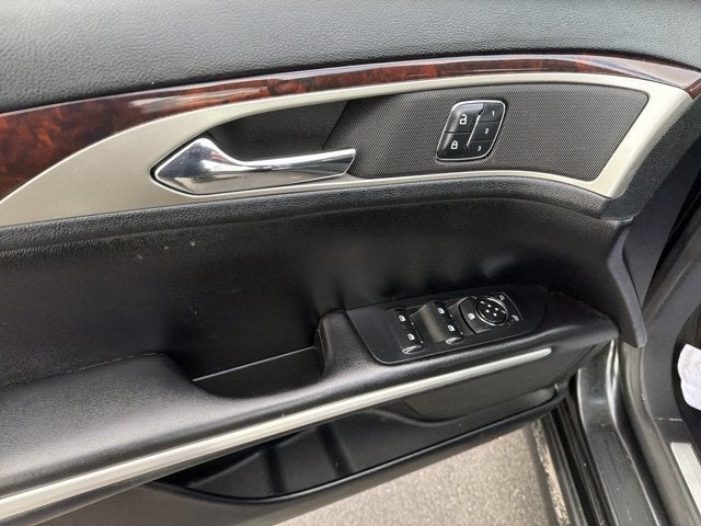 2015 Lincoln MKZ Base