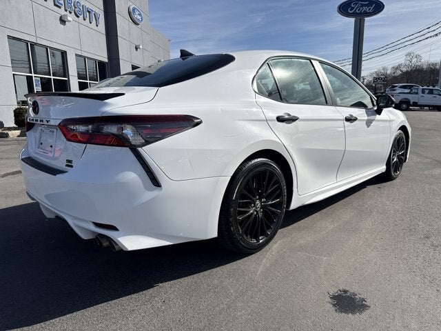 2022 Toyota Camry SE Nightshade