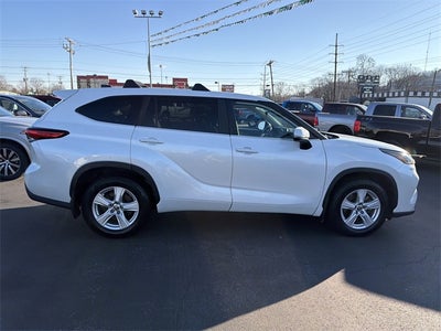 2023 Toyota Highlander L
